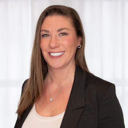 kasandra headshot square